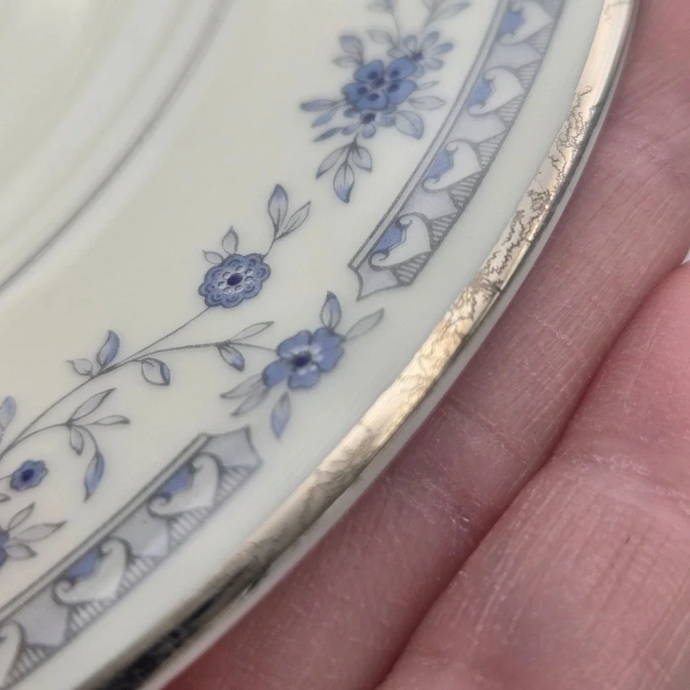 Minton bellemeade bone